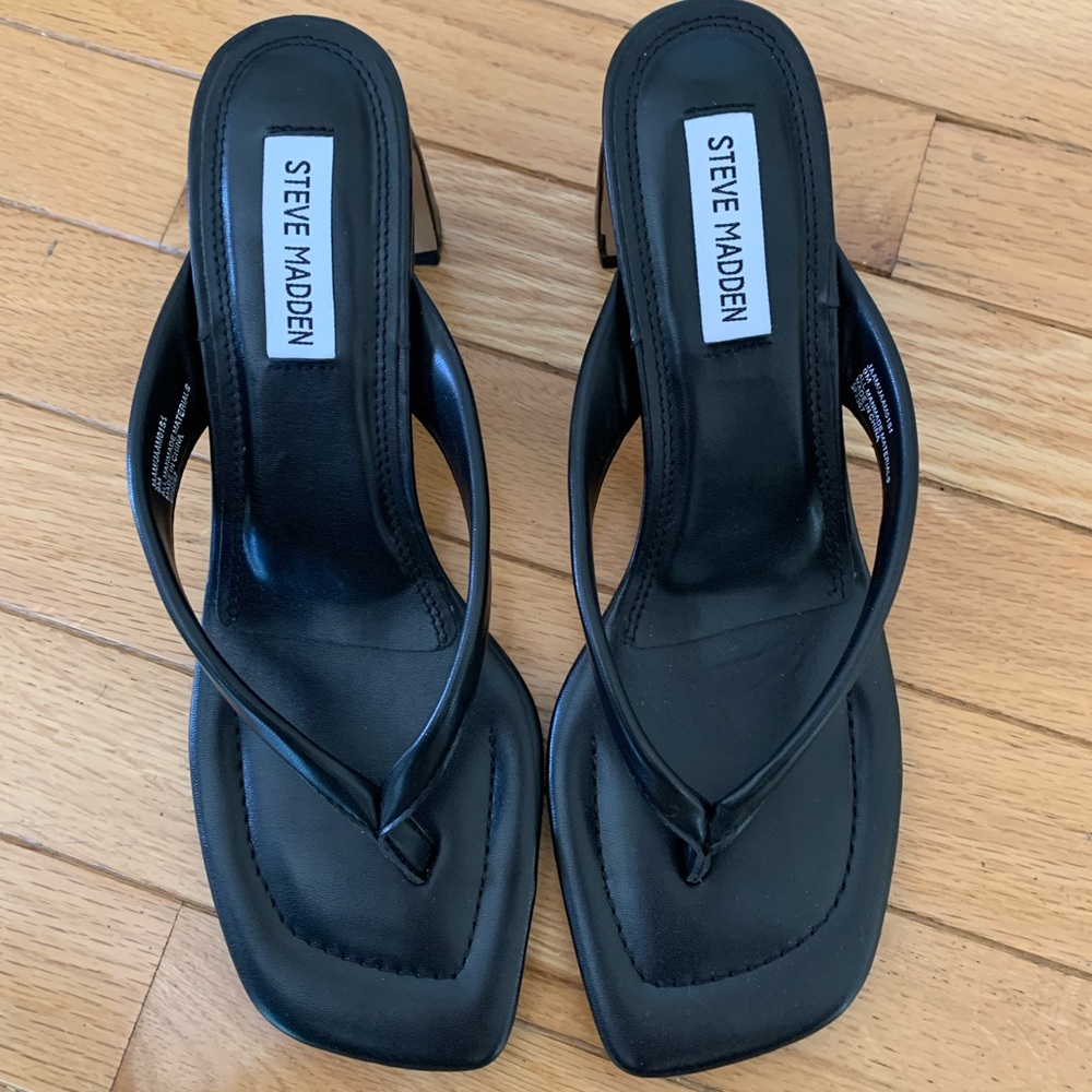 Steve Madden JAAM Sandal Size 9